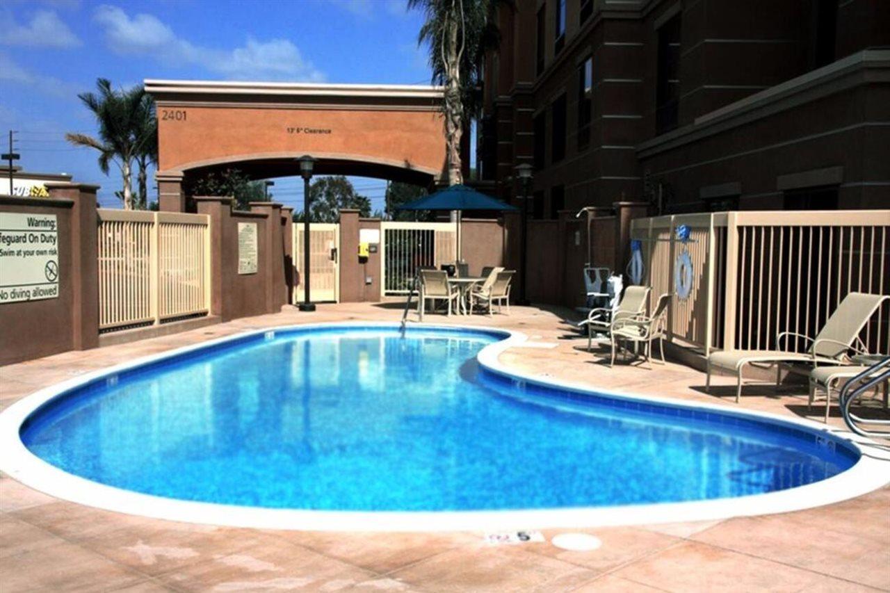 Hampton Inn & Suites Seal Beach Exterior foto