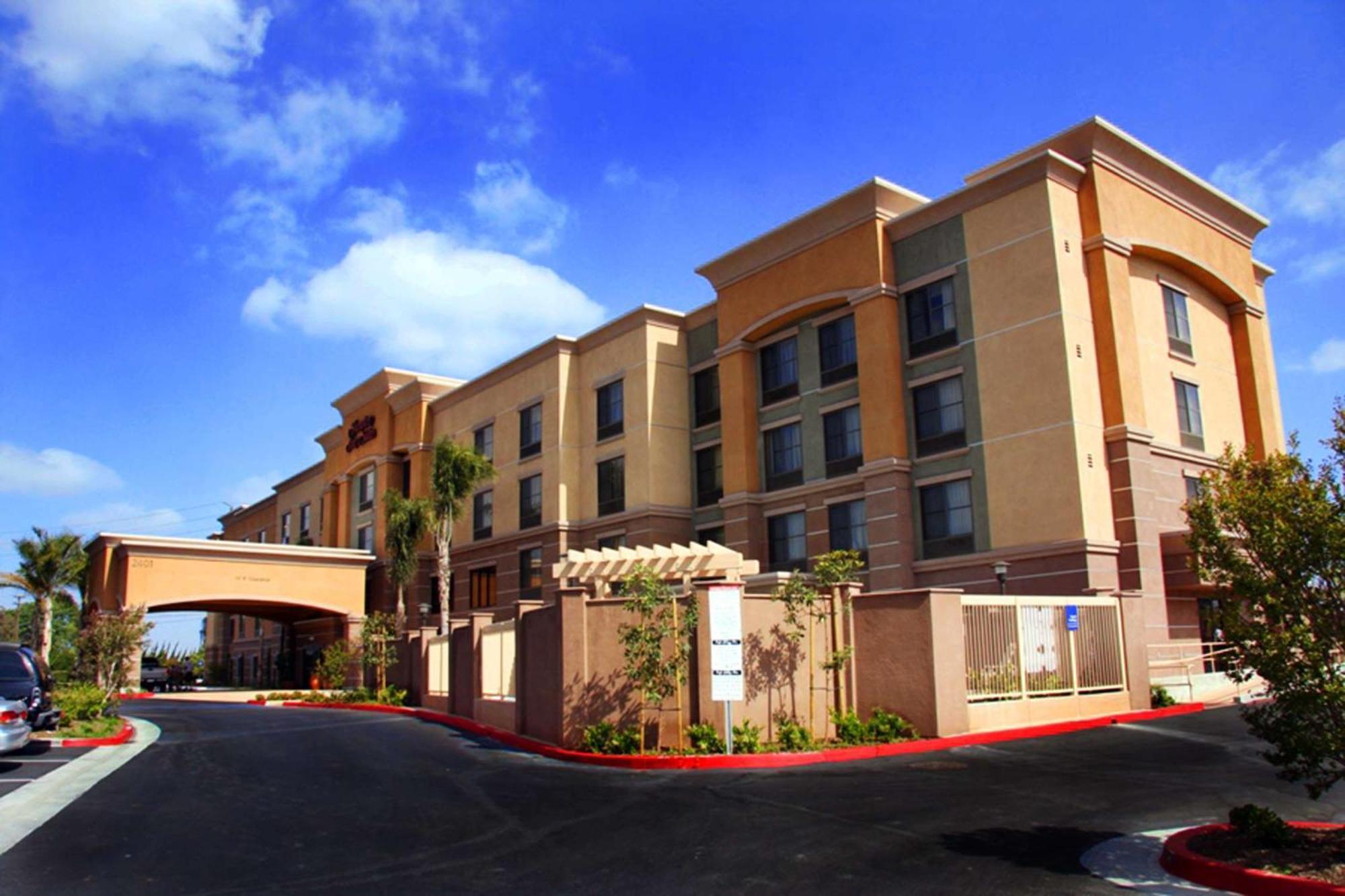 Hampton Inn & Suites Seal Beach Exterior foto